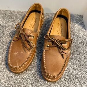 Sperry boat shoe